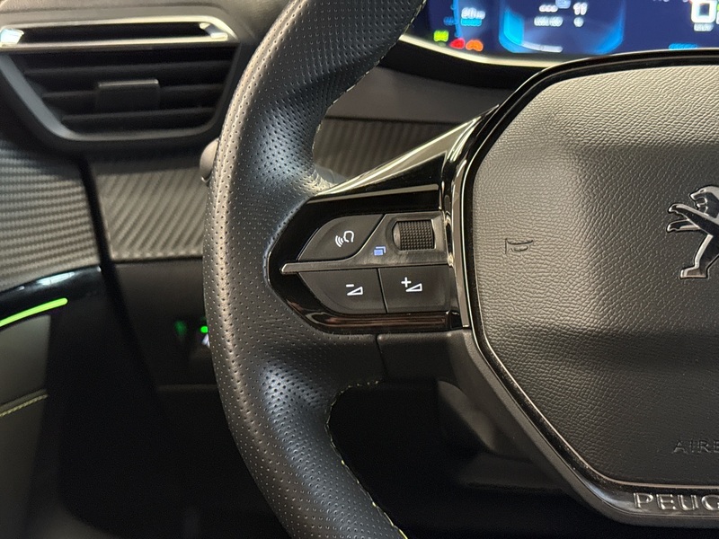 Peugeot e-208 vaihtoauto