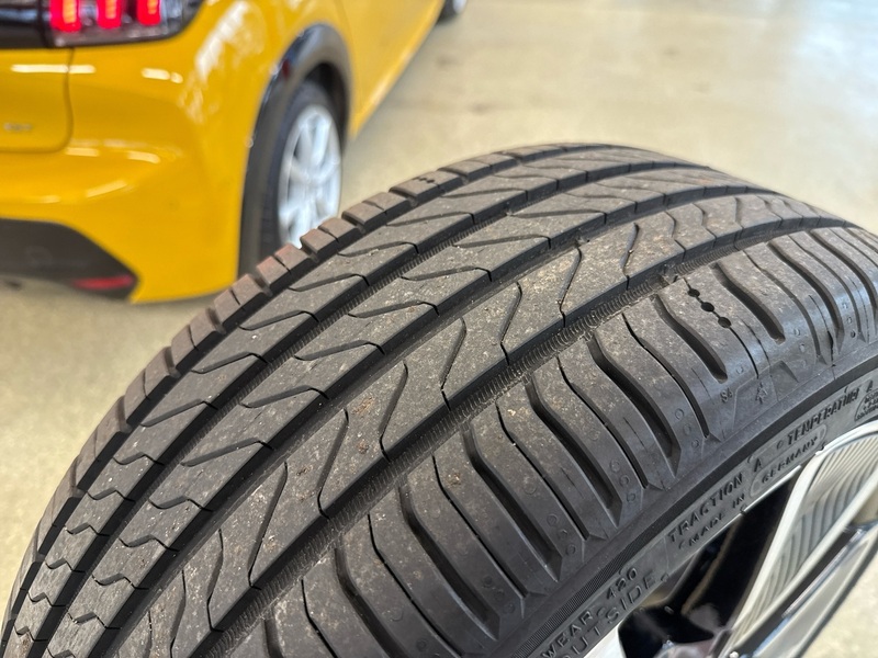 Peugeot e-208 vaihtoauto