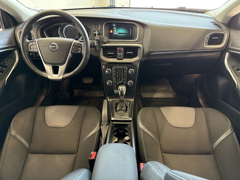 Volvo V40 vaihtoauto