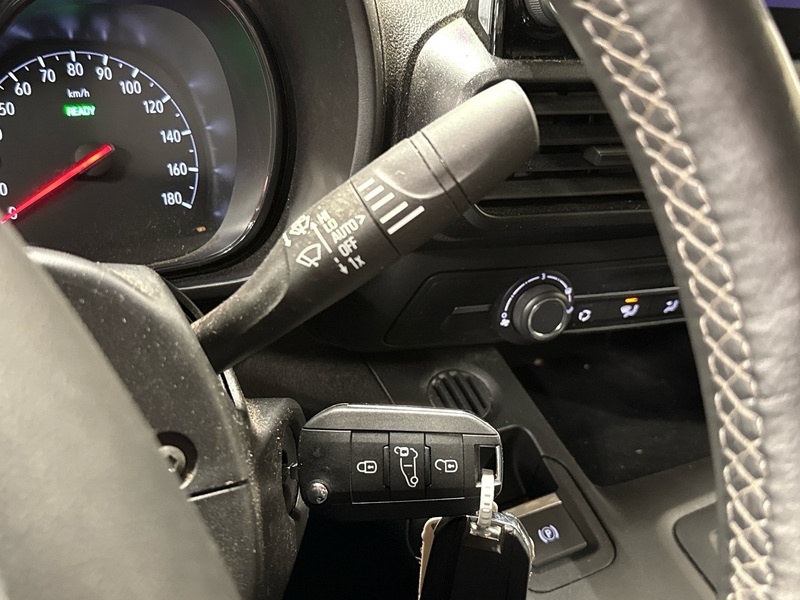 Opel Combo-e vaihtoauto