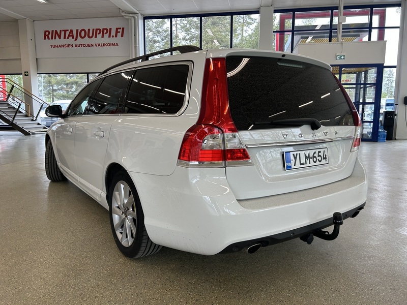 Volvo V70 vaihtoauto