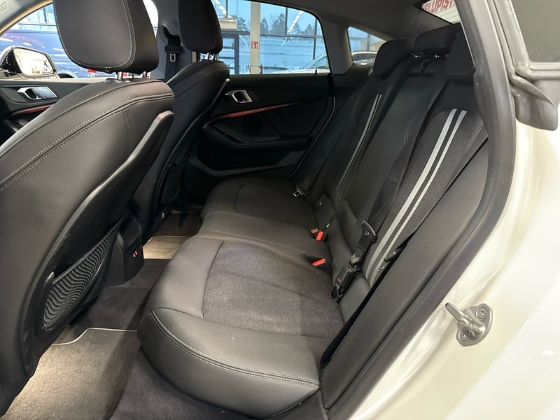 BMW 220 vaihtoauto
