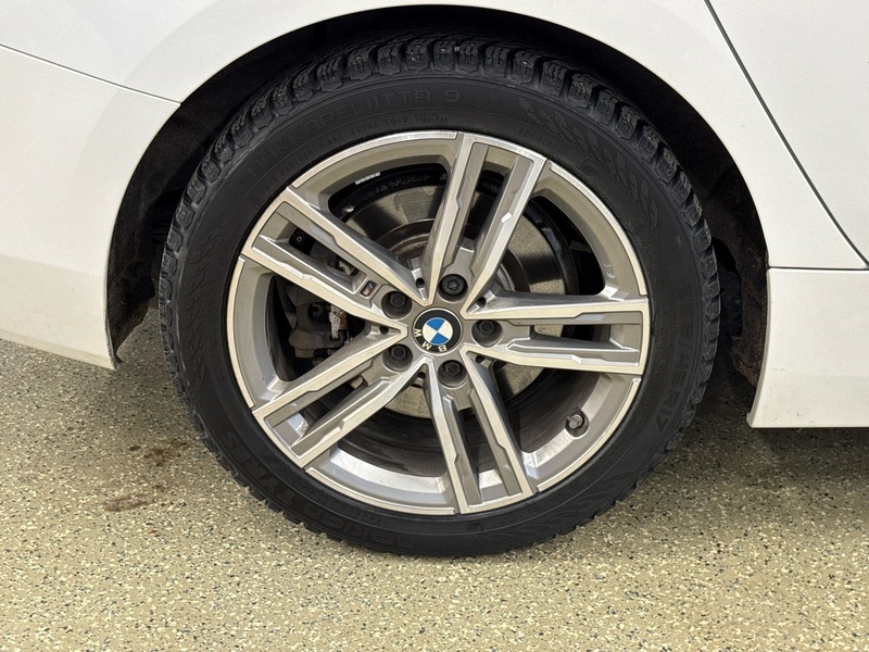 BMW 220 vaihtoauto