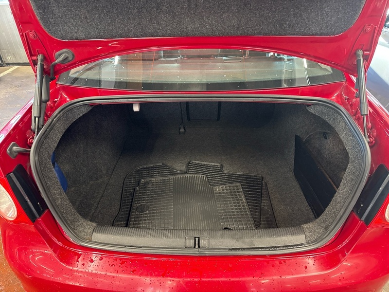 Volkswagen Jetta vaihtoauto