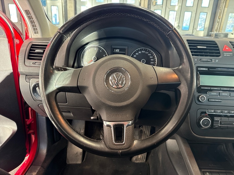 Volkswagen Jetta vaihtoauto
