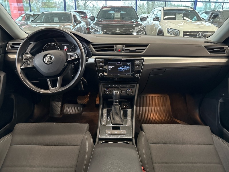 Skoda Superb vaihtoauto