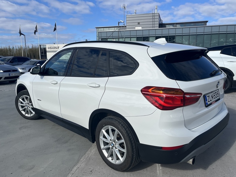 BMW X1 vaihtoauto