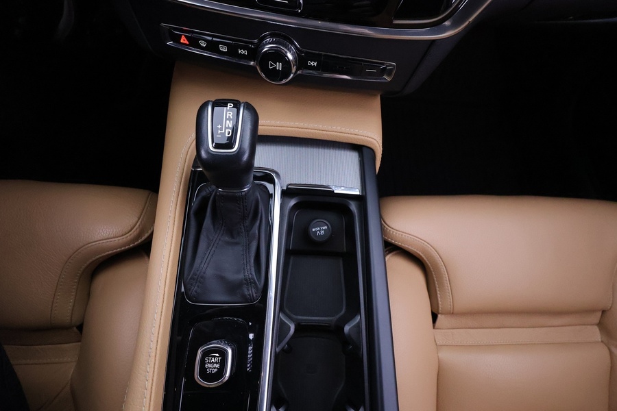 Volvo V90 Cross Country vaihtoauto