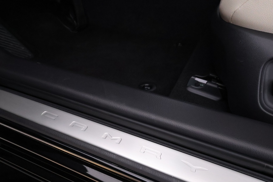 Toyota Camry vaihtoauto