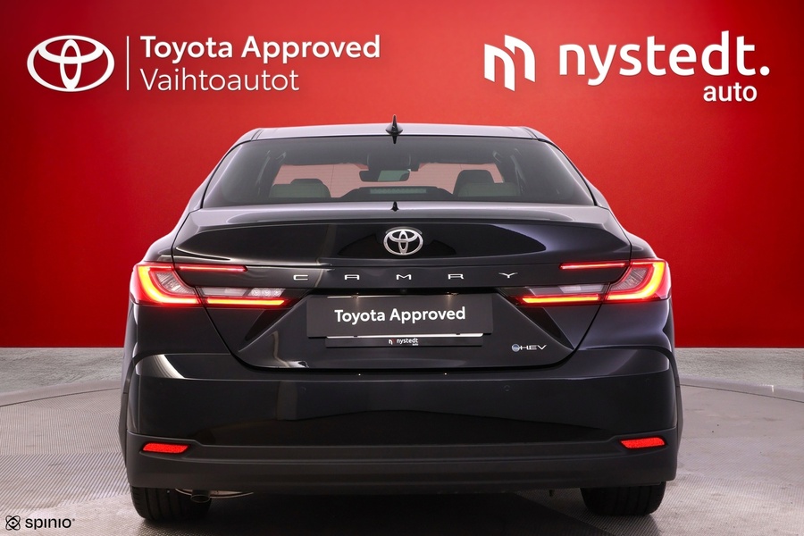 Toyota Camry vaihtoauto