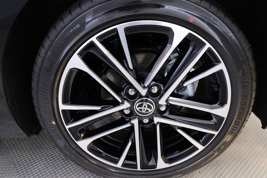 Toyota Camry vaihtoauto