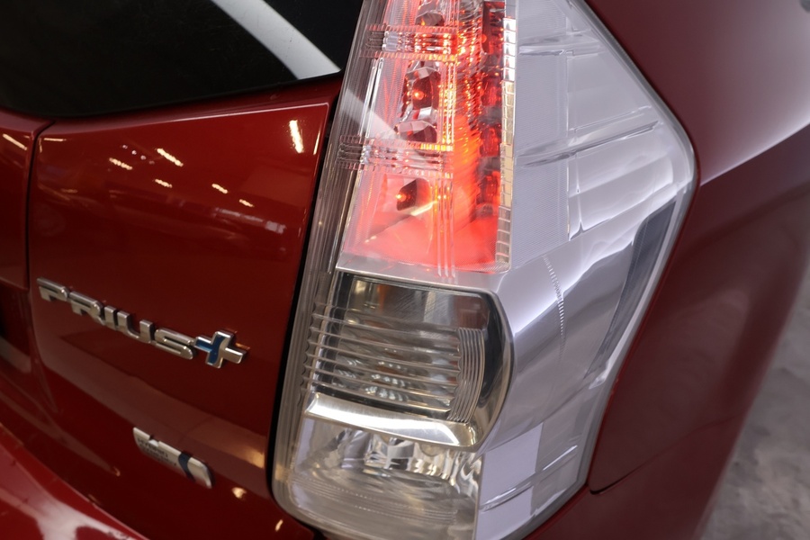 Toyota Prius+ vaihtoauto