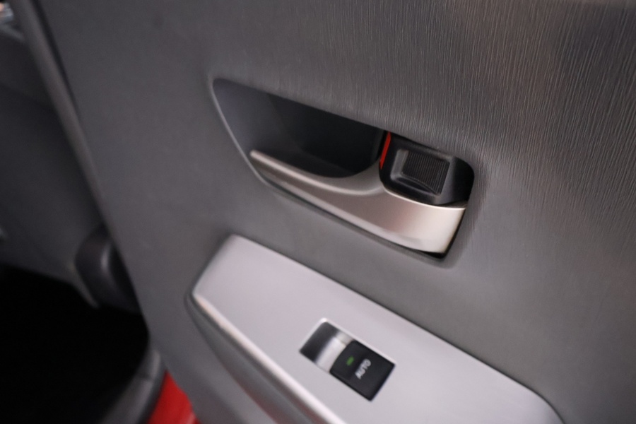 Toyota Prius+ vaihtoauto