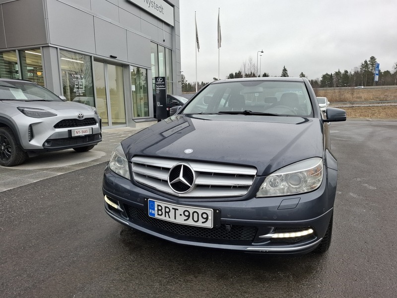 Mercedes-Benz C vaihtoauto