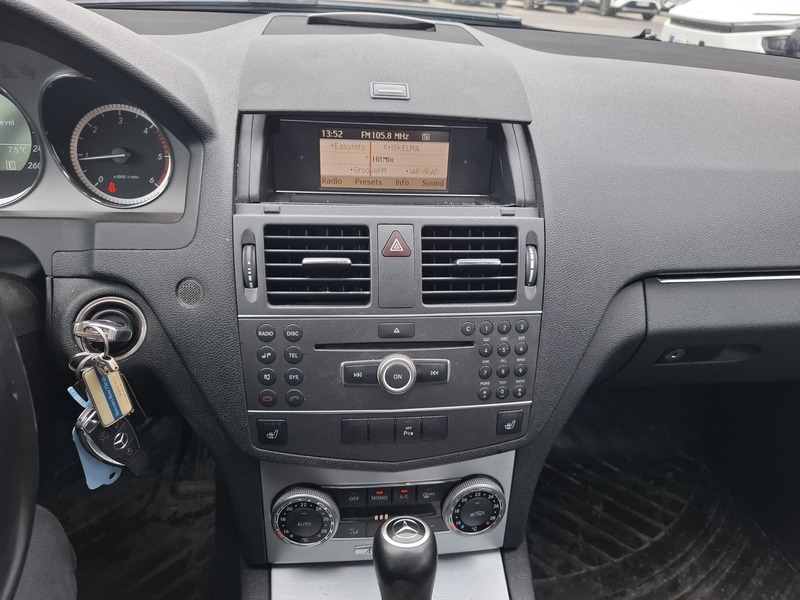 Mercedes-Benz C vaihtoauto