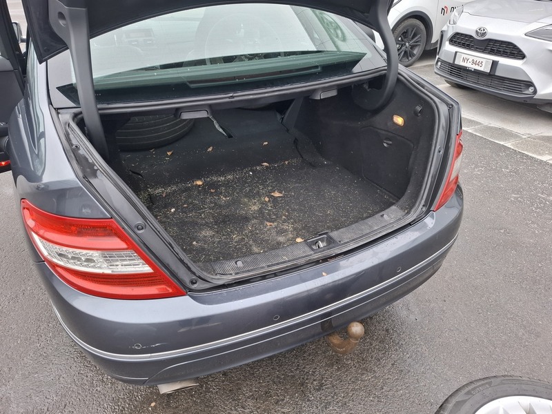 Mercedes-Benz C vaihtoauto