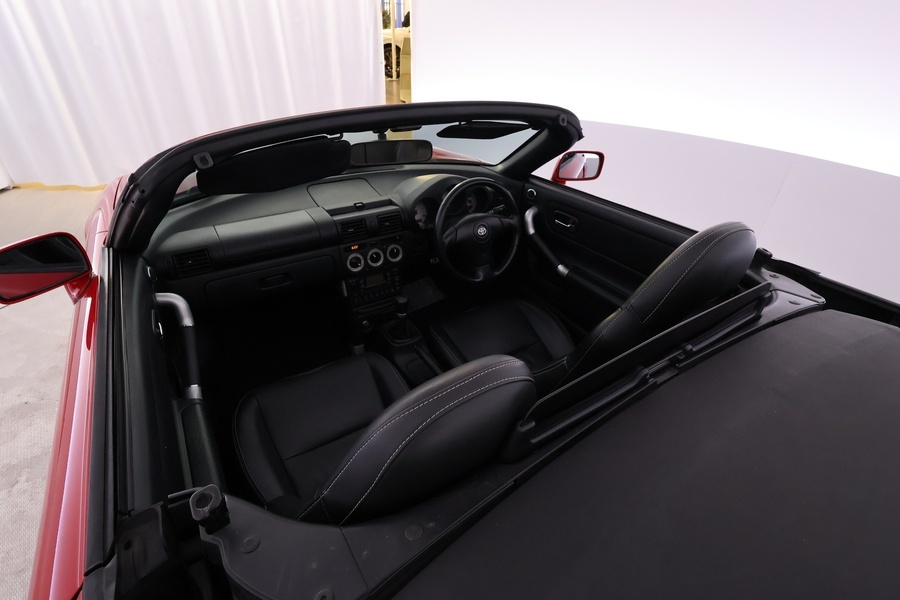 Toyota MR2 vaihtoauto