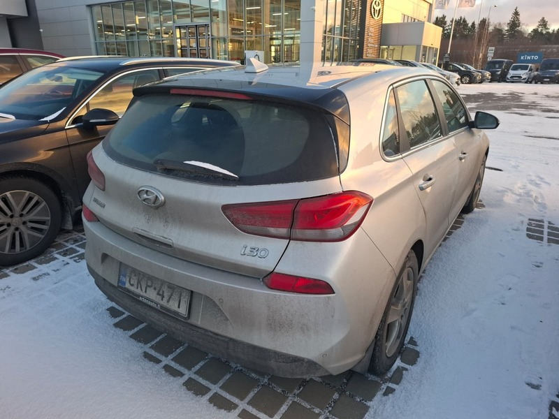 Hyundai i30 5d vaihtoauto