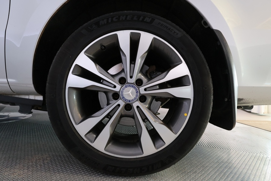 Mercedes-Benz V vaihtoauto