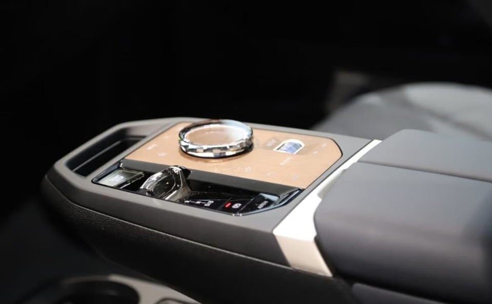 BMW iX M60 vaihtoauto