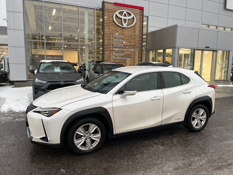 Lexus UX vaihtoauto