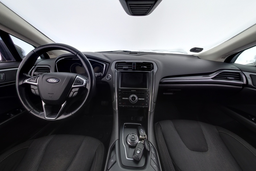 Ford Mondeo vaihtoauto