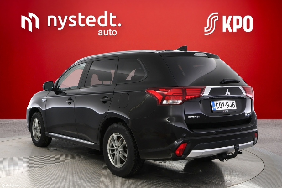 Mitsubishi Outlander PHEV vaihtoauto