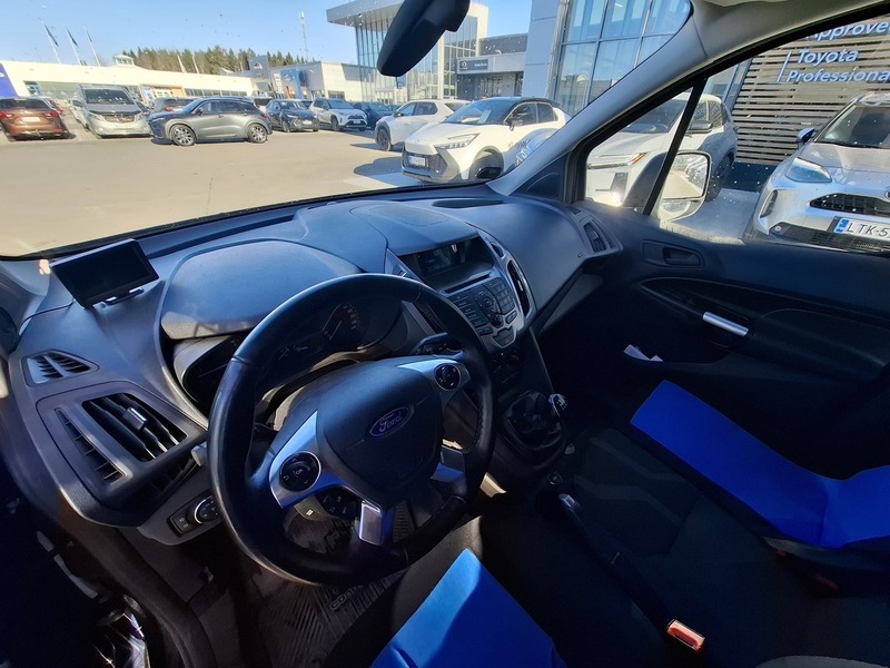 Ford Transit Connect vaihtoauto