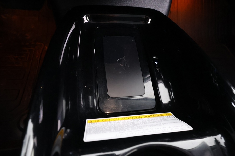 Toyota Prius Plug-in vaihtoauto