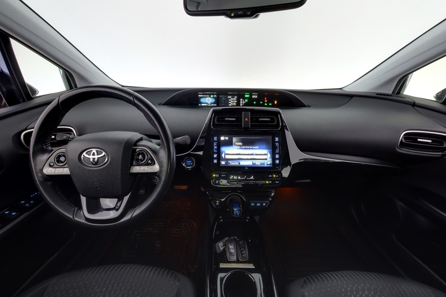 Toyota Prius Plug-in vaihtoauto