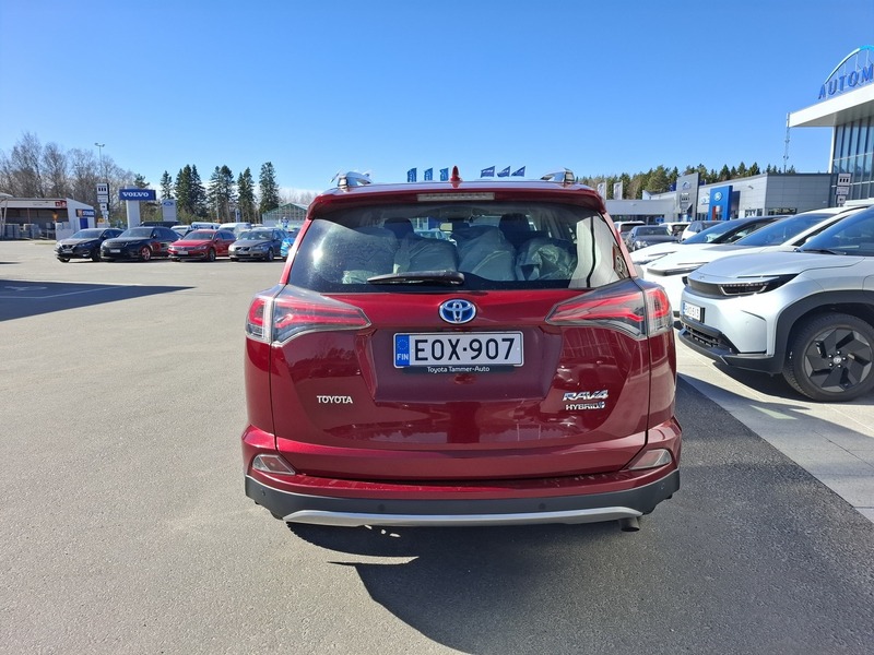 Toyota RAV4 vaihtoauto