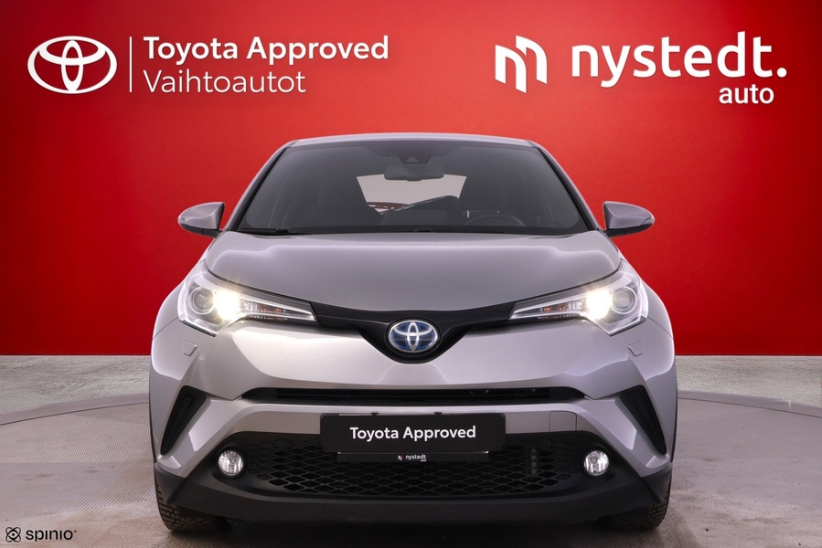 Toyota C-HR vaihtoauto