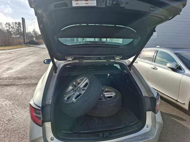 Toyota Corolla vaihtoauto