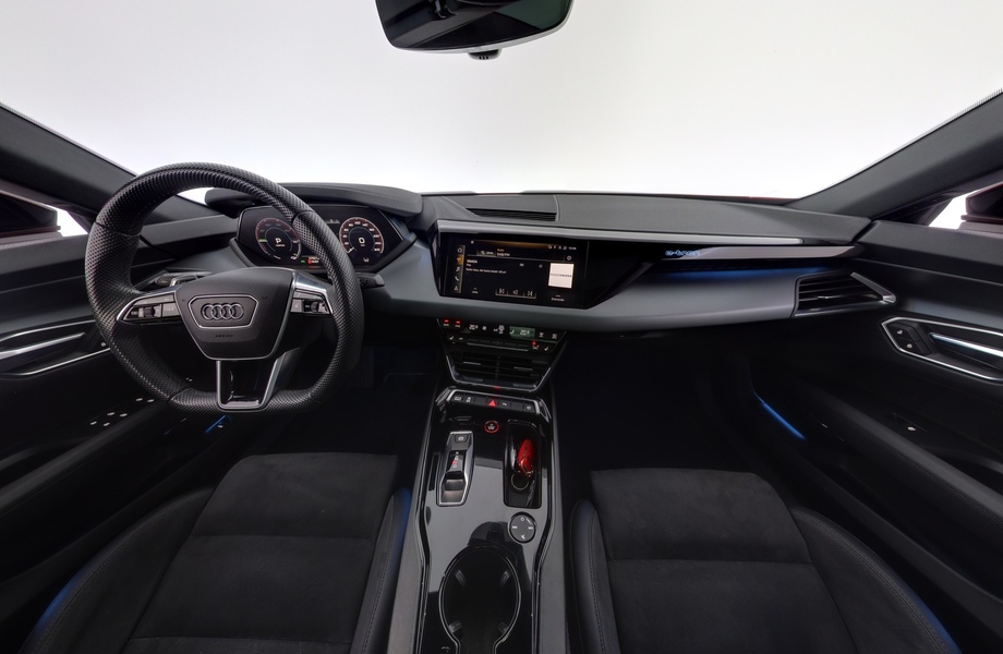 Audi e-tron GT vaihtoauto