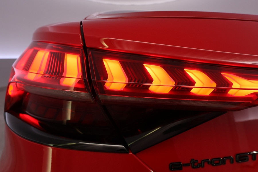 Audi e-tron GT vaihtoauto