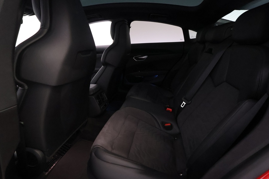 Audi e-tron GT vaihtoauto