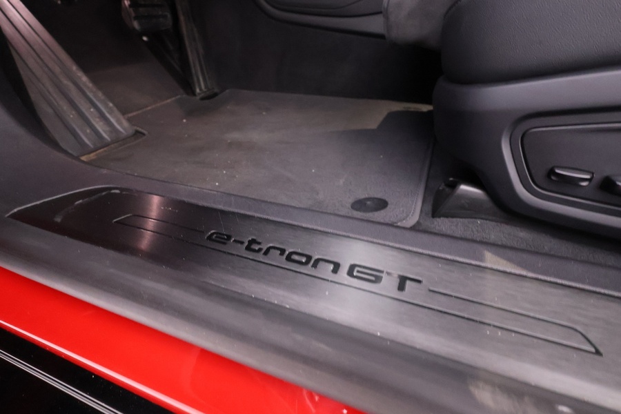 Audi e-tron GT vaihtoauto