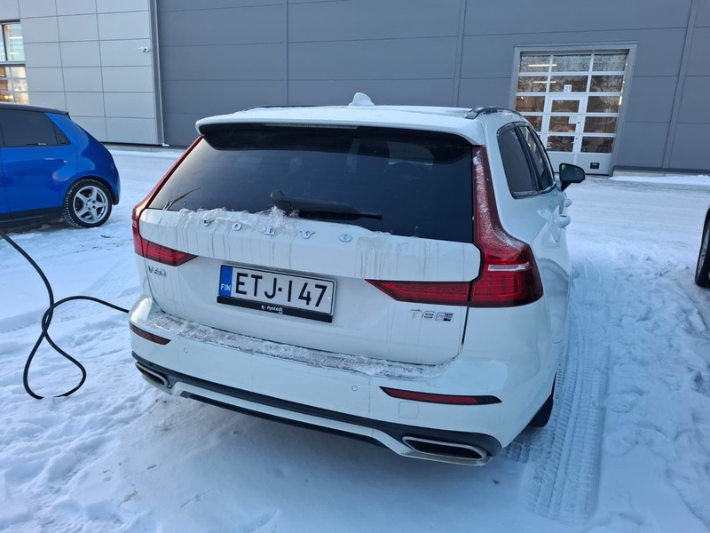 Volvo V60 vaihtoauto