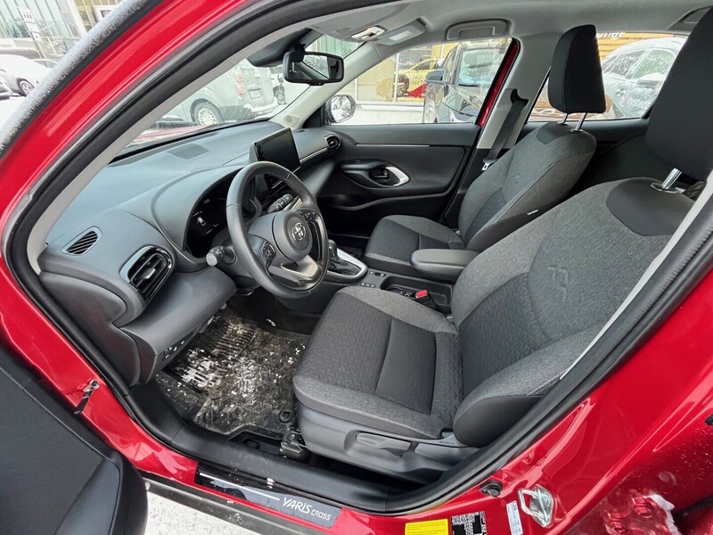 Toyota Yaris Cross vaihtoauto