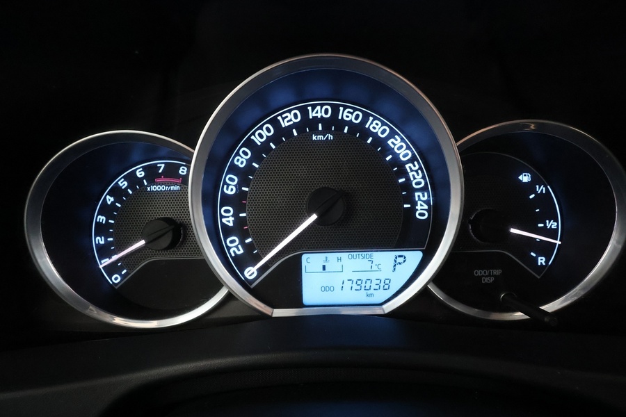 Toyota Auris vaihtoauto