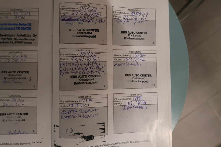 Toyota Auris vaihtoauto