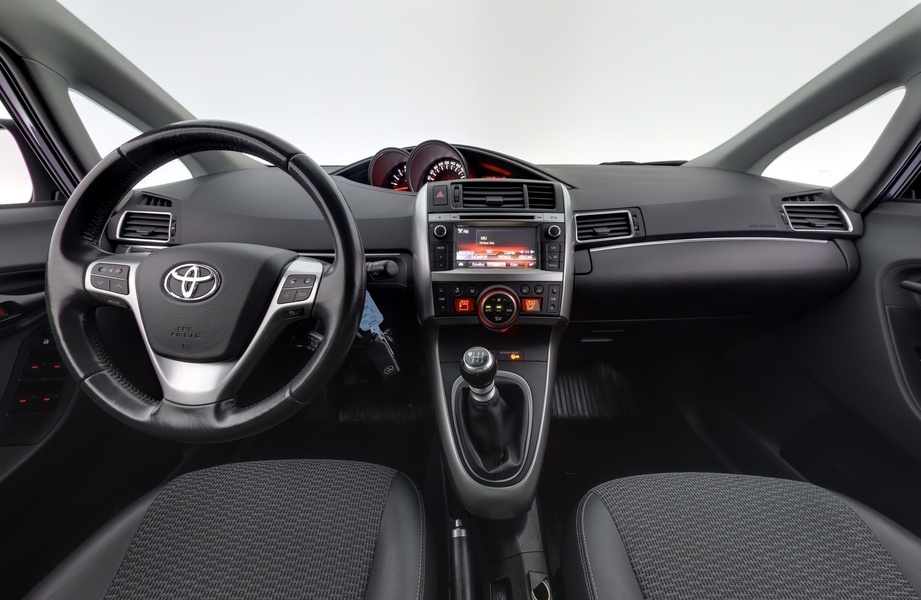 Toyota Verso vaihtoauto