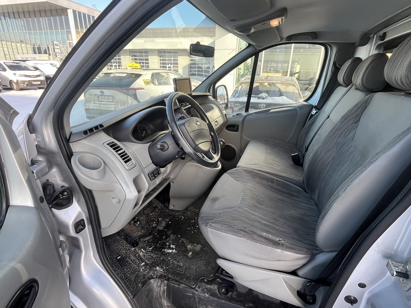 Nissan Primastar vaihtoauto