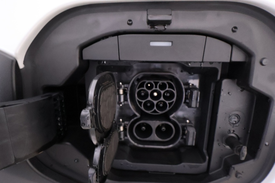 Toyota bZ4X vaihtoauto