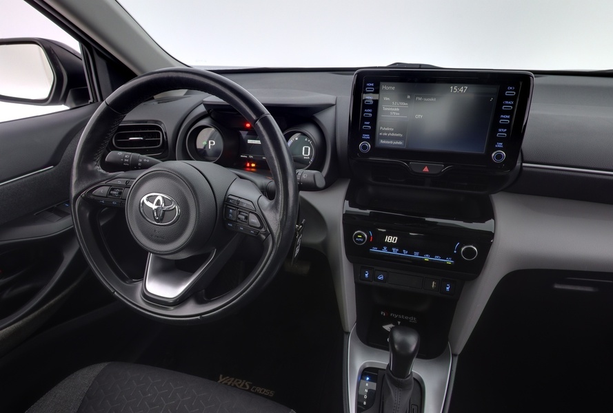 Toyota Yaris Cross vaihtoauto