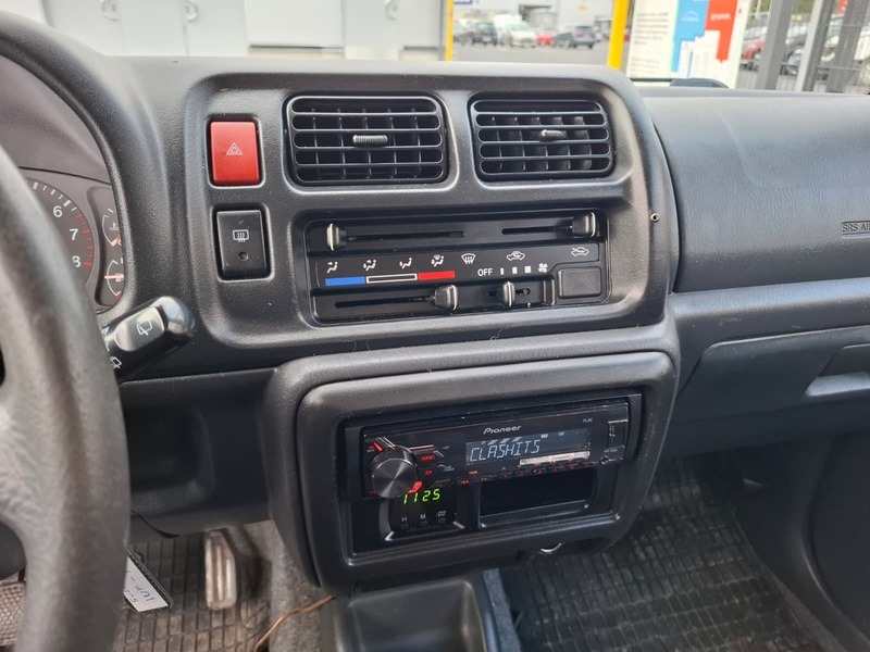 Suzuki Jimny vaihtoauto