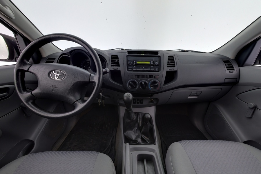 Toyota Hilux vaihtoauto