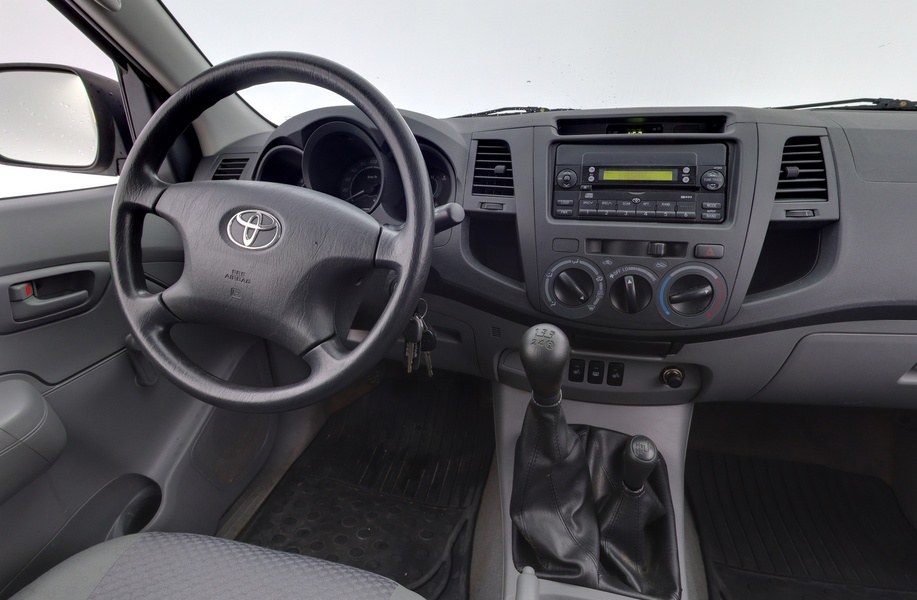 Toyota Hilux vaihtoauto
