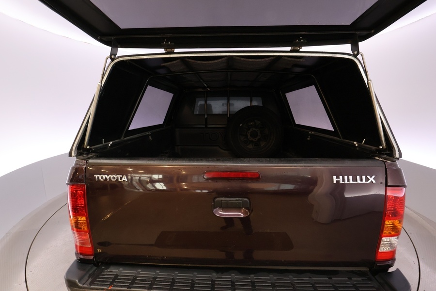 Toyota Hilux vaihtoauto