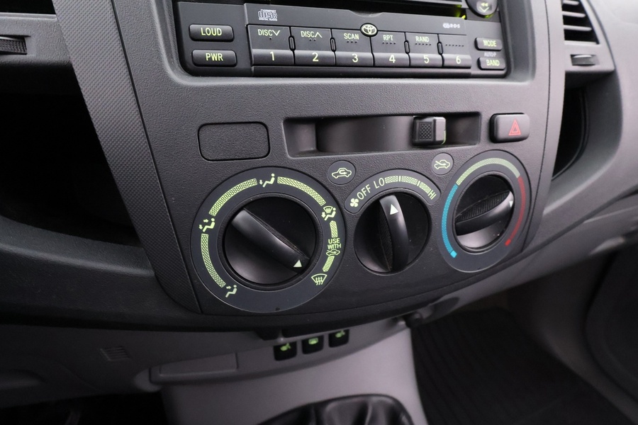 Toyota Hilux vaihtoauto